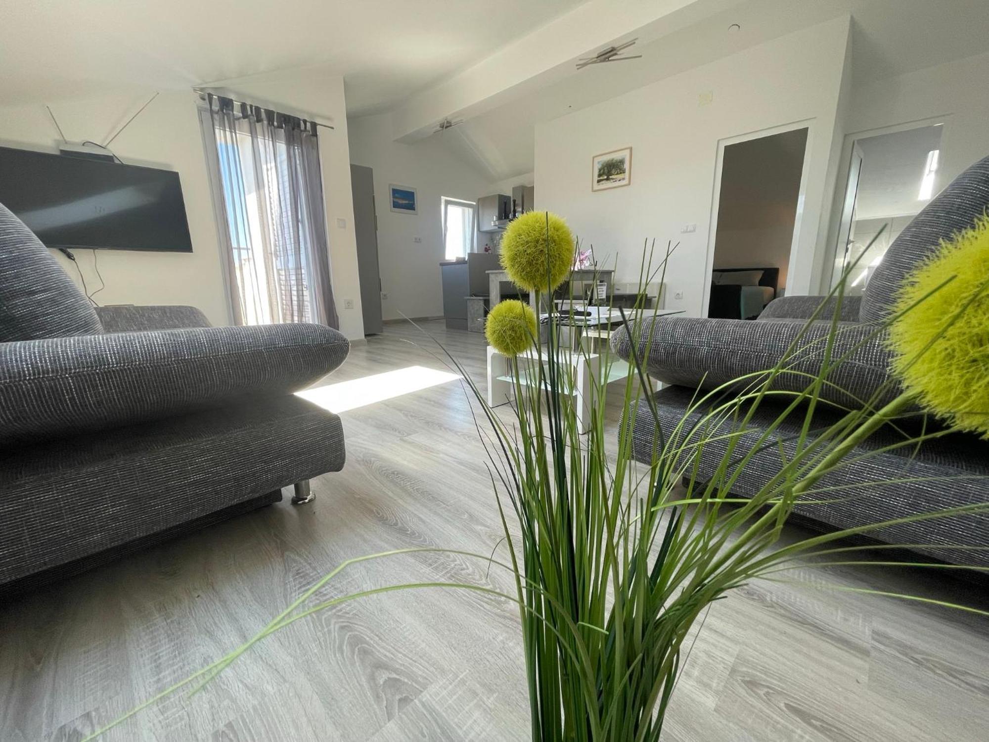 Apartments Villa M&M บาร์บินเย ภายนอก รูปภาพ