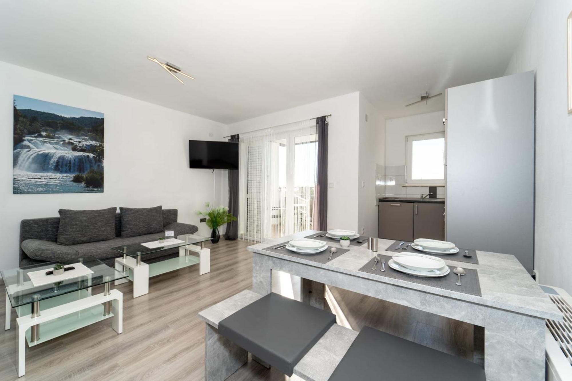Apartments Villa M&M บาร์บินเย ภายนอก รูปภาพ