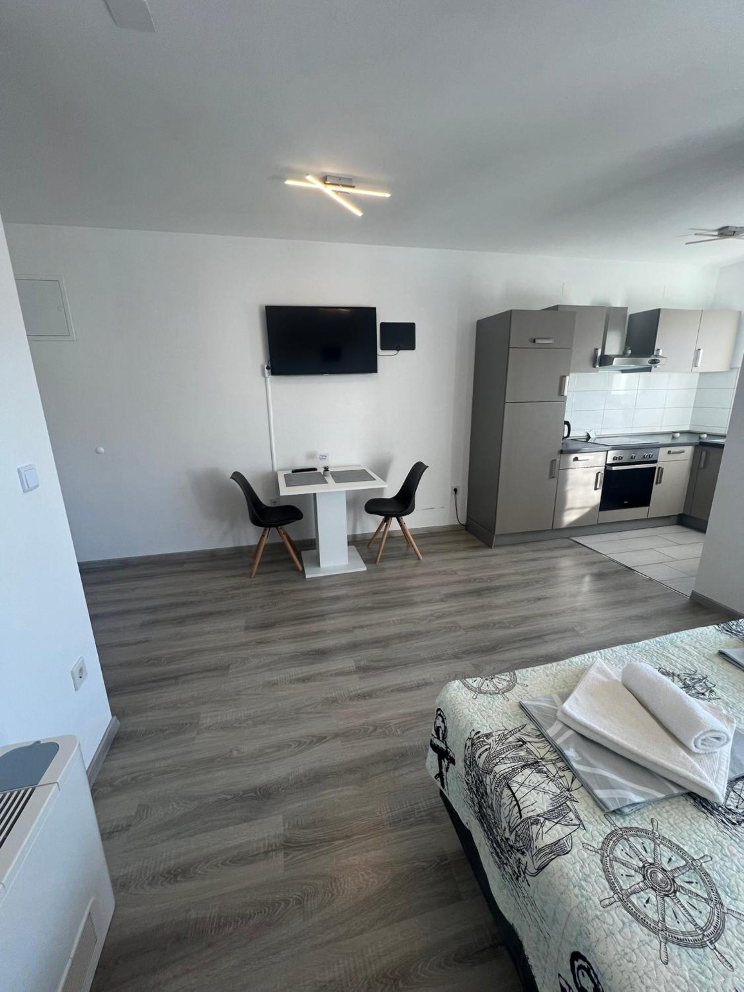 Apartments Villa M&M บาร์บินเย ภายนอก รูปภาพ
